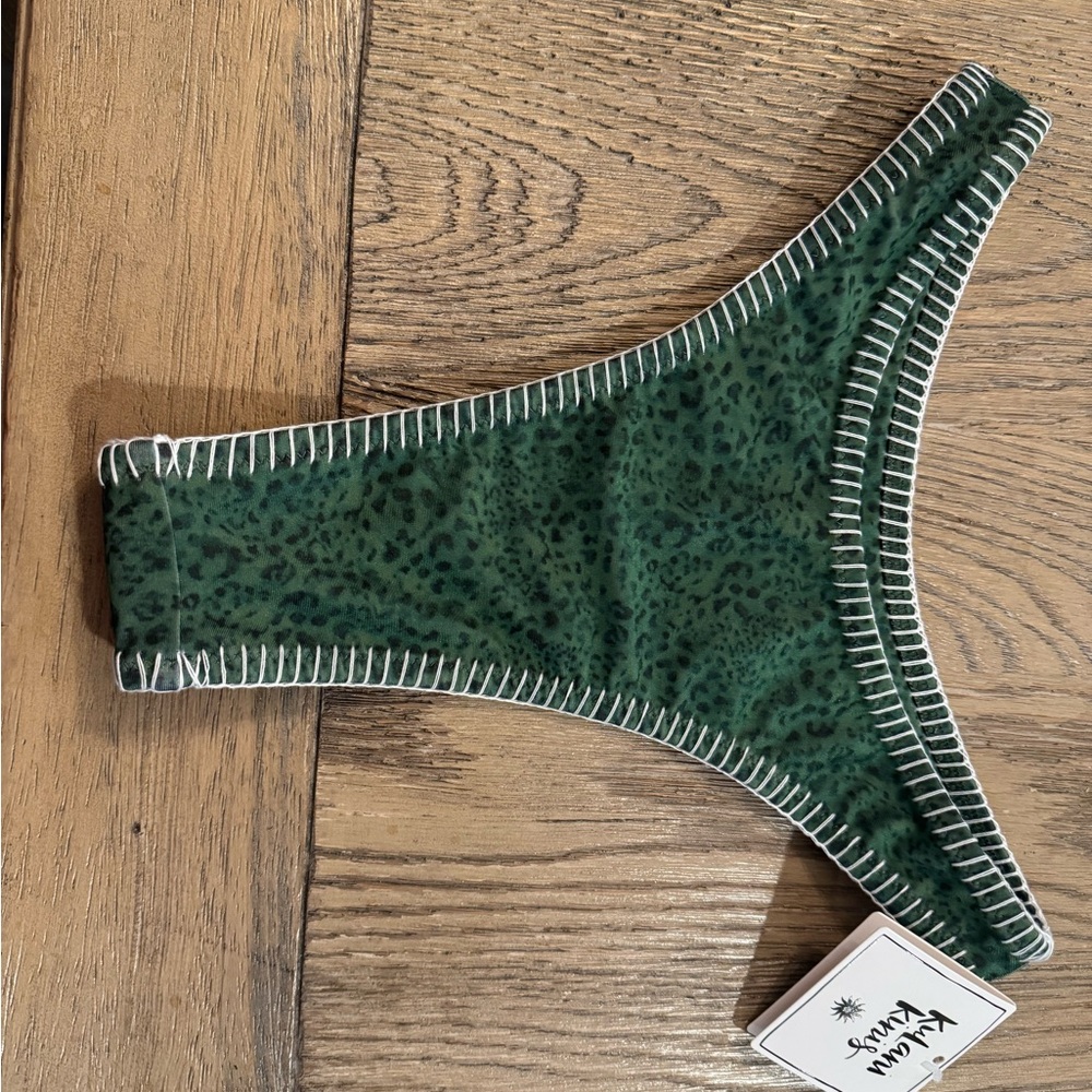 Kulani Kinis Wild Wonder Print Bikini set - Picture 7 of 12